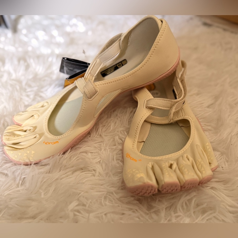 Vibram FiveFingers V-Soul Cream-Pink Women’s Size 40 | Super Cute | Rare!